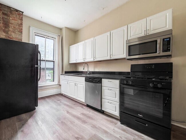 Photo - 41 King Ave Unit #D