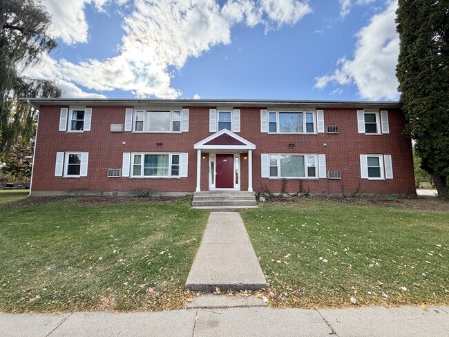Building Photo - 625 Vera Ct Unit 6