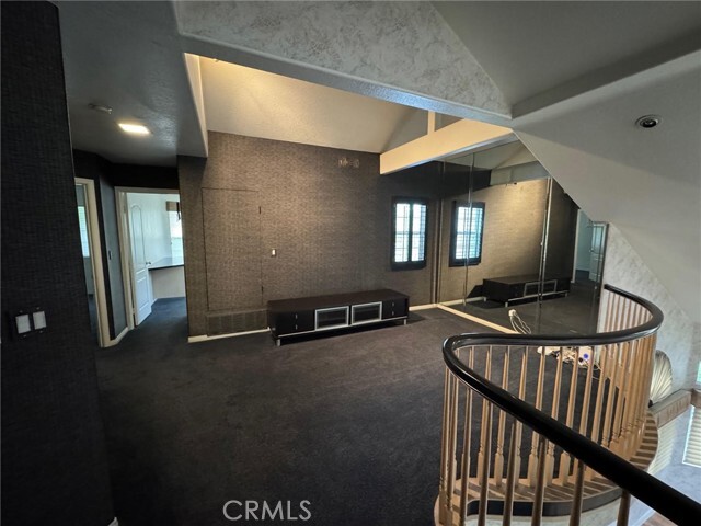 Photo - 236 Cll Rosa