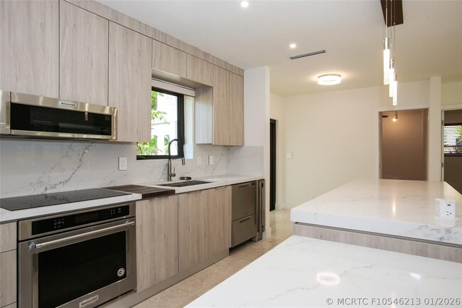 Photo - 1806 NE 22nd Terrace