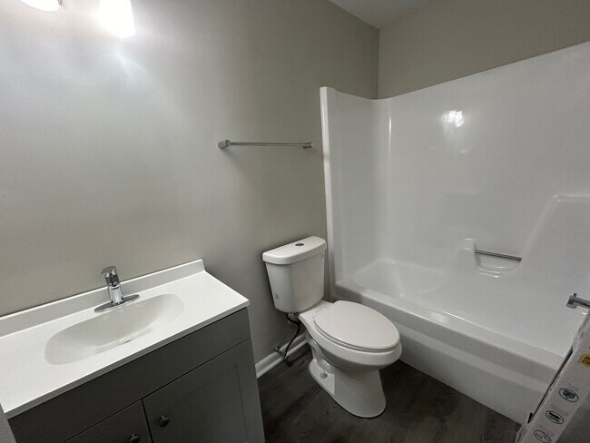 Photo - STATE102