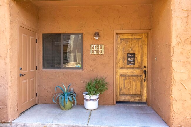 Photo - 4128 N Thurston Ln