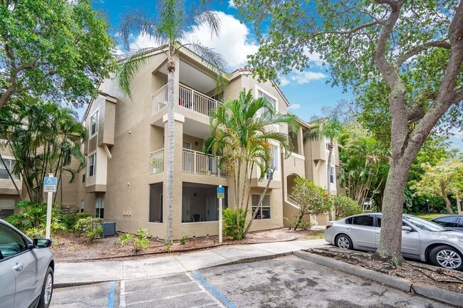 Photo - 1865 Palm Cove Blvd Unidad Verano at Delray Beach