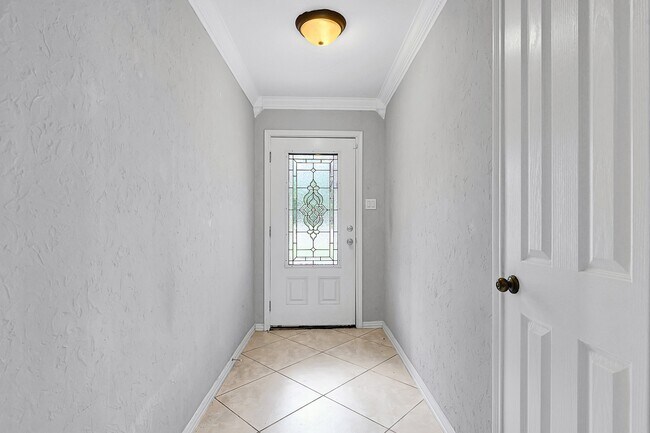 2903 Woodland Grove Dr