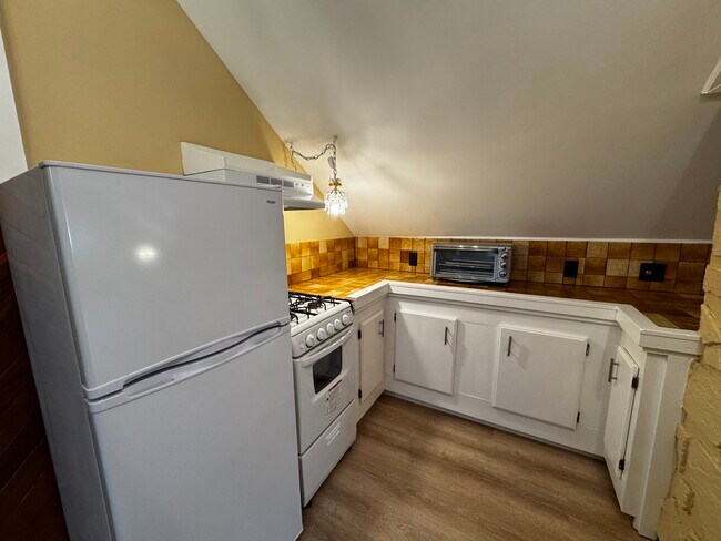 Photo - 8 Hersey St Unit 3
