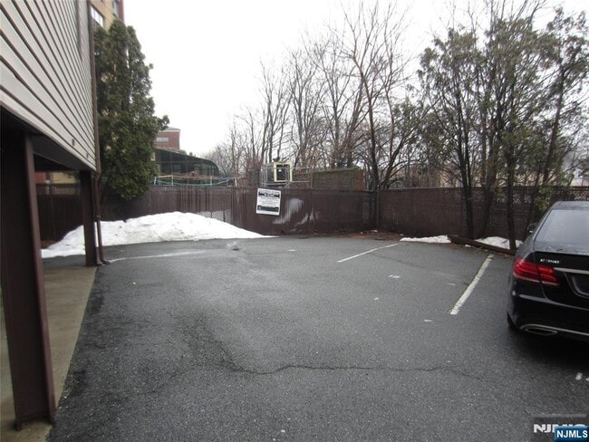 Photo - 233 Midland Ave Unit 113