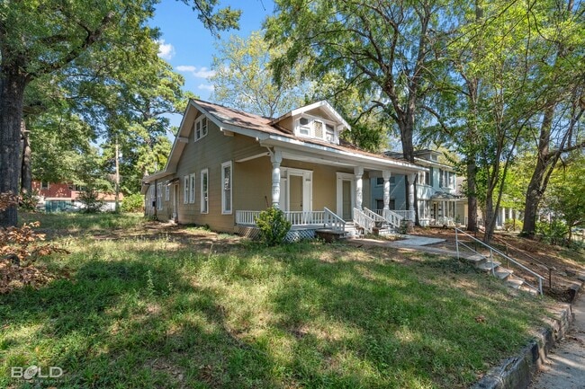 Photo - 2 bed 1 Bath Duplex