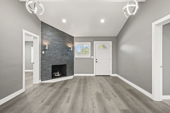 Photo - 13052 Terra Bella St