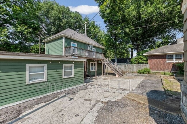 Photo - 1306 Carr Ave