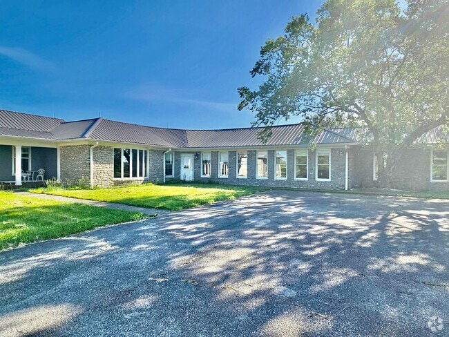 Building Photo - Escape to Luxury: Your Private Oasis on a ... Rental