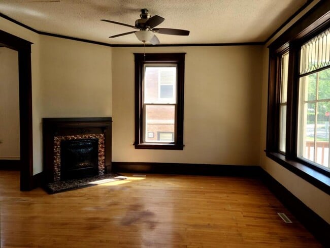 Photo - 316 3rd Ave S Townhome