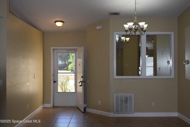 Photo - 719 Samuel Chase Ln