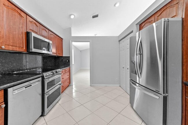 Photo - 14066 Glenlyon Ct