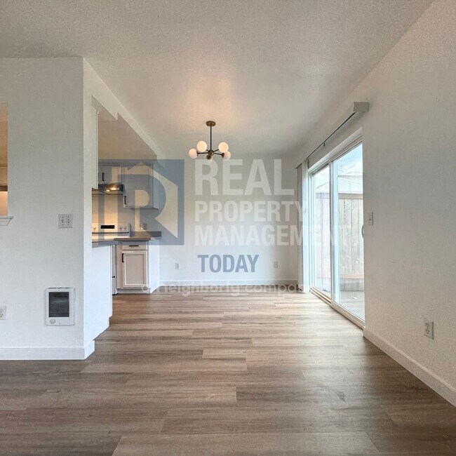 Photo - Yang - 334/336 (Olympic Group) Unit 334