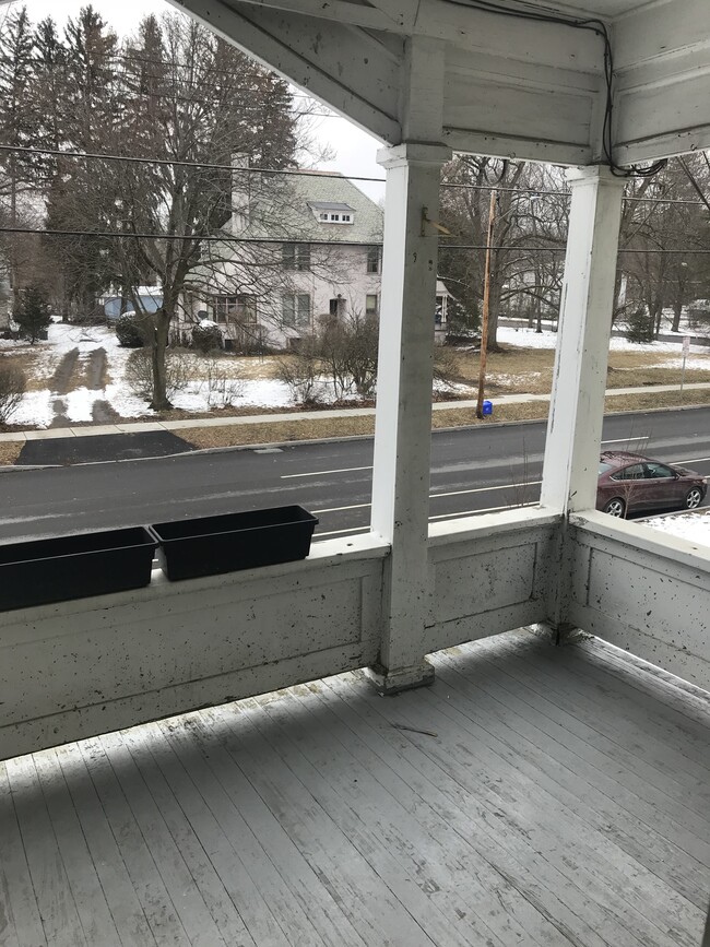Photo - 809 W Water St