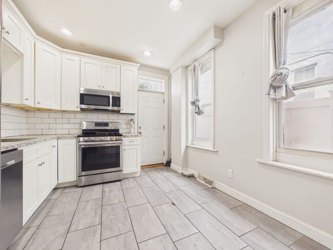 Photo - 3 Bedroom Townhouse on N 4th St