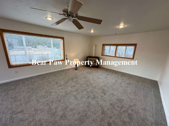 Photo - "Charming cabin in Evergreen"