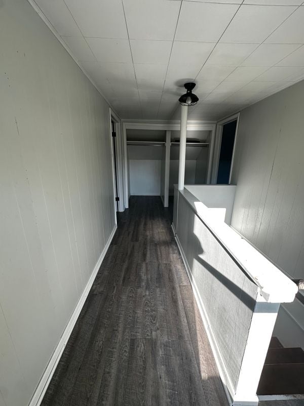 Photo - 1502 Lake St