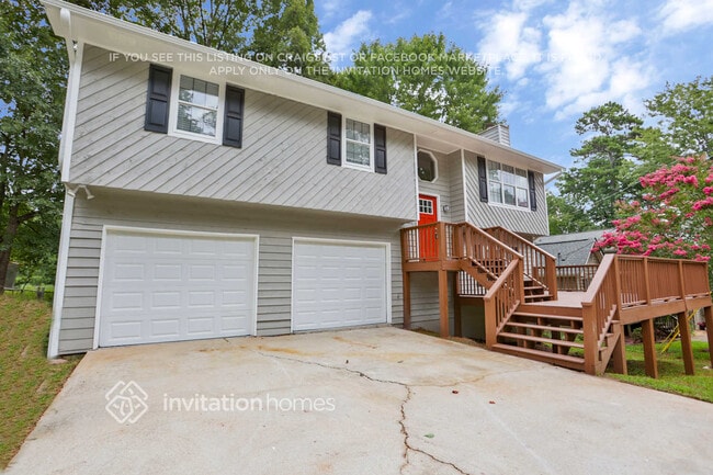 Building Photo - 724 Pepperwood Ln