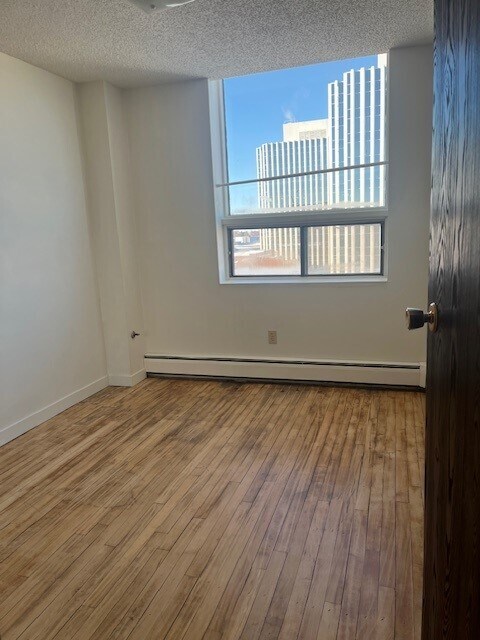 Photo - Drinkle No. 3 Apartments