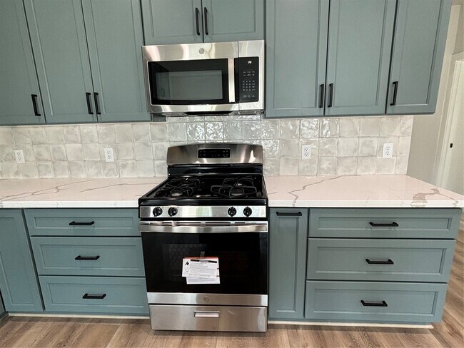 Photo - 3604 Dennis St