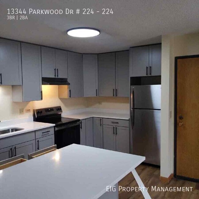 Photo - 13344 Parkwood Dr Unit 224