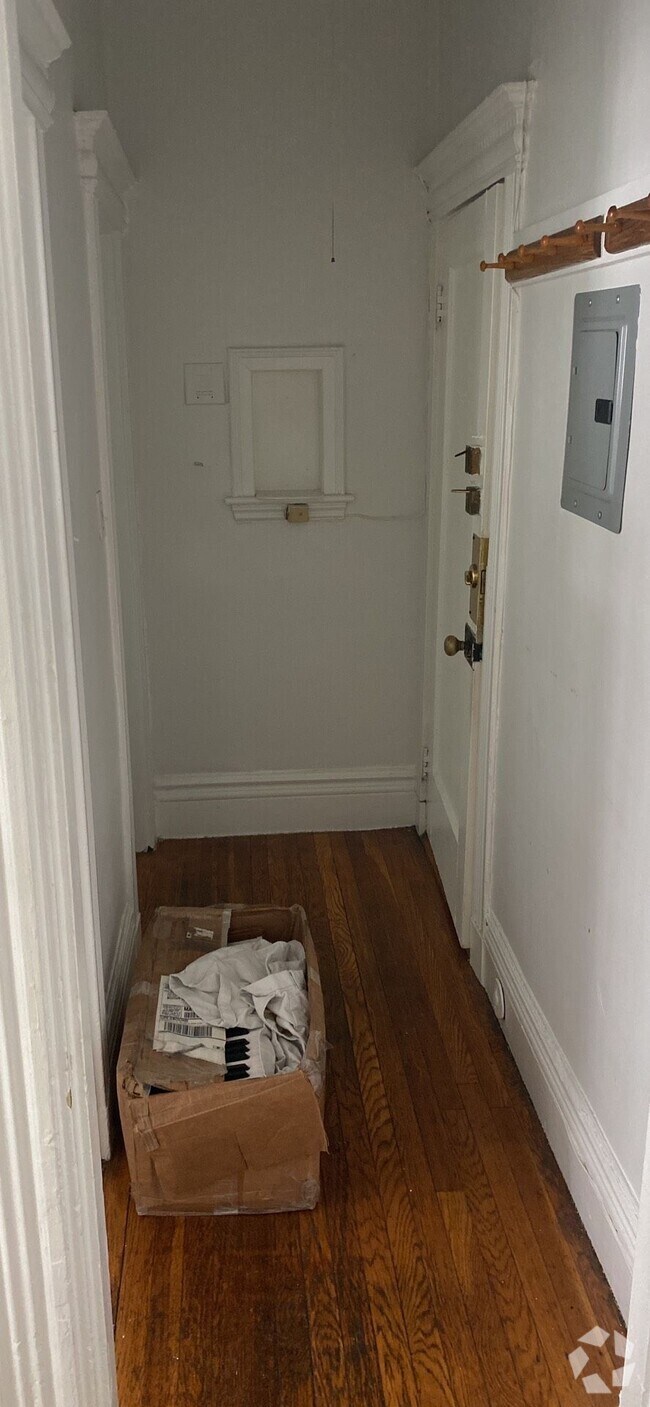 Building Photo - 1111 Boylston St Unit #39 Rental