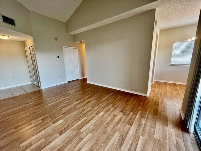 Photo - 7085 Nova Dr Unidad 311