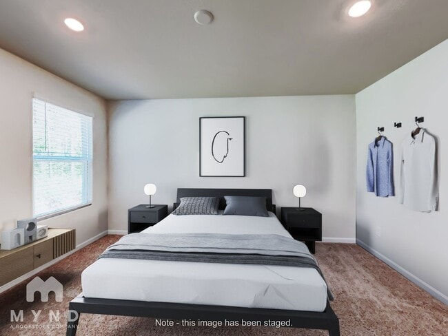 Photo - 155 Royal Mdw Dr