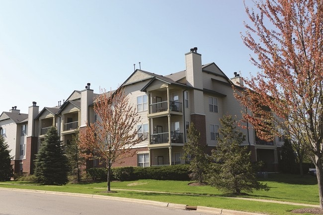 Building Photo - The Meadows at River Run Rental