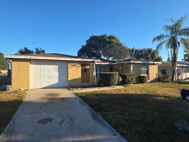 Photo - 7205 Rockwood Dr