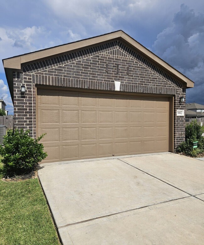 Photo - 5002 Gazelle Leap Ln