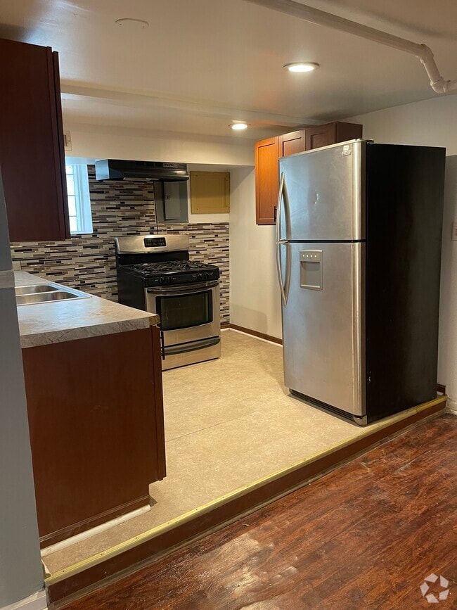 Building Photo - 7630 S Emerald Ave Unit 7630 Rental