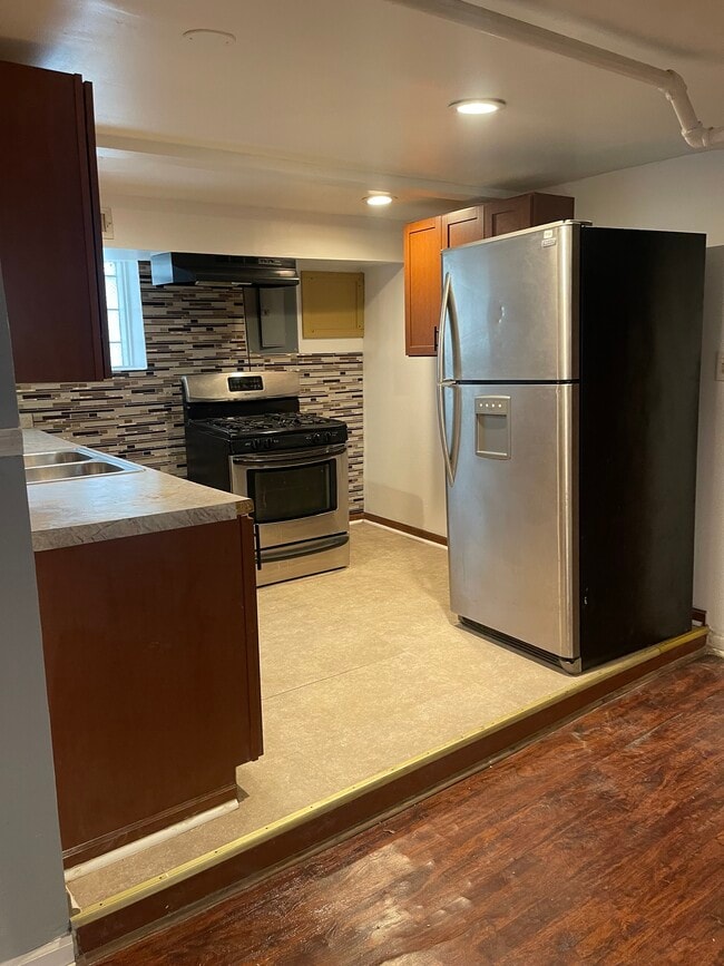 Photo - 7630 S Emerald Ave Apartments Unit 7630