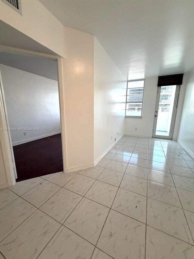 Photo - 100 Lincoln Rd Unit 1027