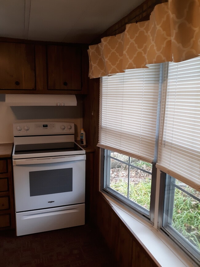 Photo - 134 Coil Rd