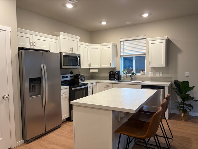 Photo - 2923 Longhorn Loop