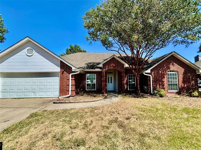 Building Photo - 7724 Sagebrush Ct N