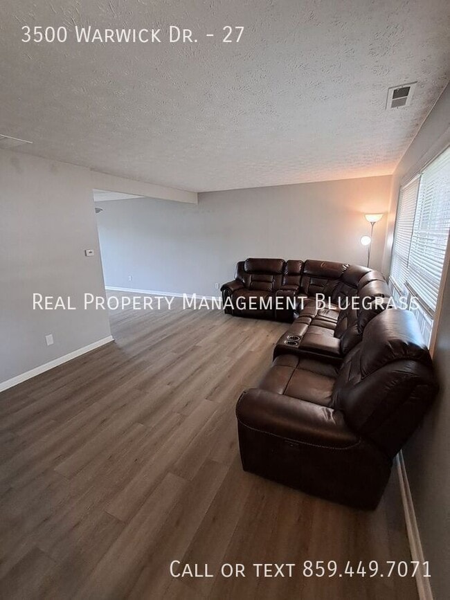 Photo - 3500 Warwick Dr