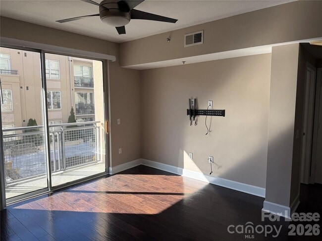 Photo - 1315 East Blvd Unidad 412