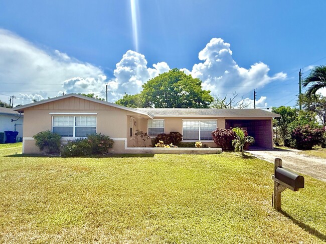 Building Photo - 3161 Avenue H E Rental