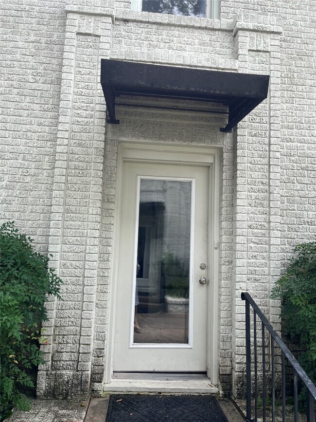 Photo - 1024 Heights Blvd Unidad True