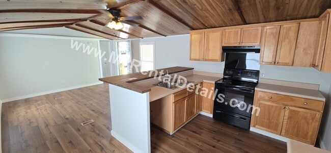 Photo - 49 Brookdale Rd