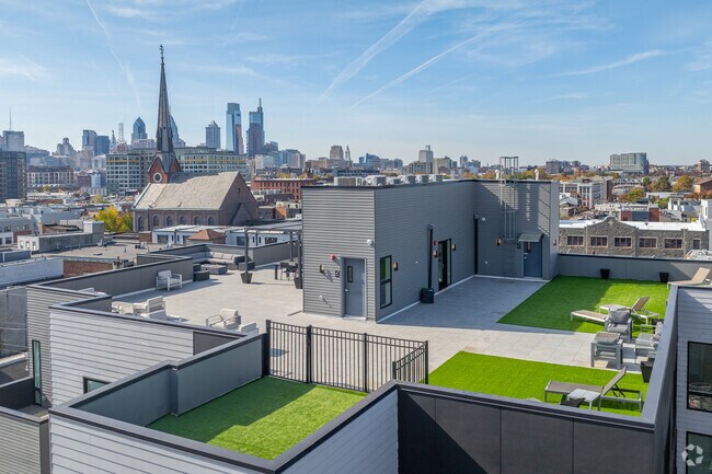 Cubierta del techo - 807 N 3rd St