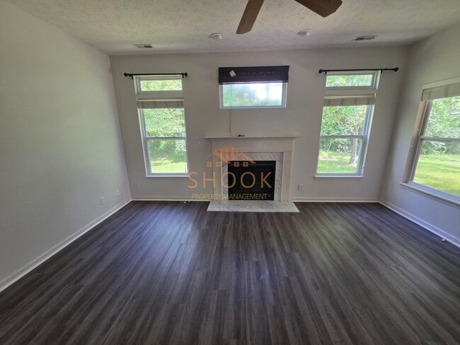 Photo - 3 BR Lindberg Village