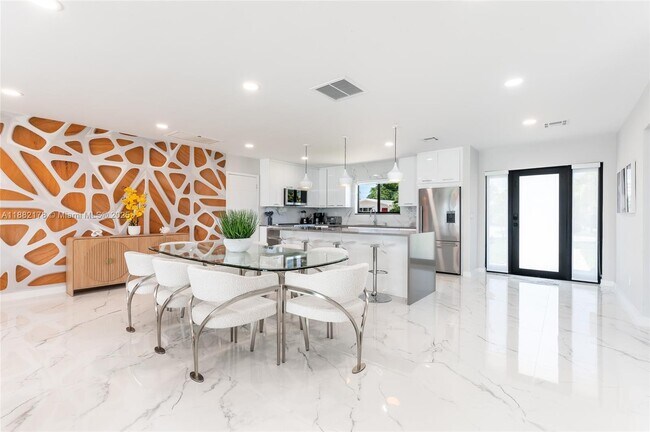 Photo - 21230 NE 25th Ct