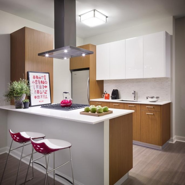 Building Photo - 465 E Illinois St