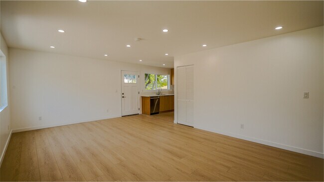 Photo - 130 W 59th Pl Unit 1302
