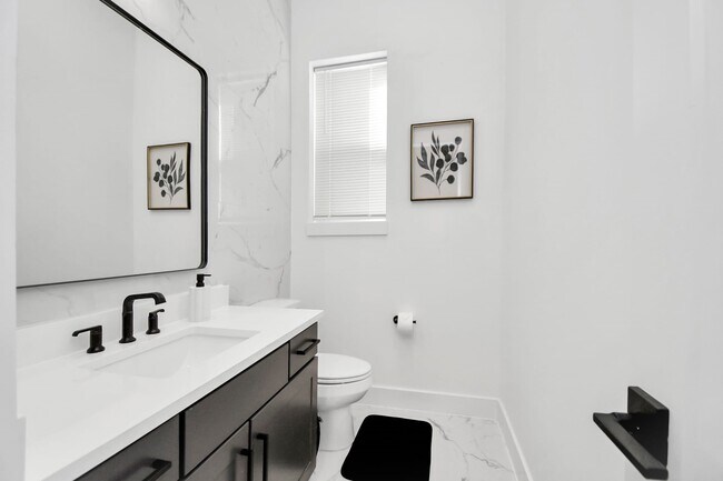 Photo - 1104 Palmer St