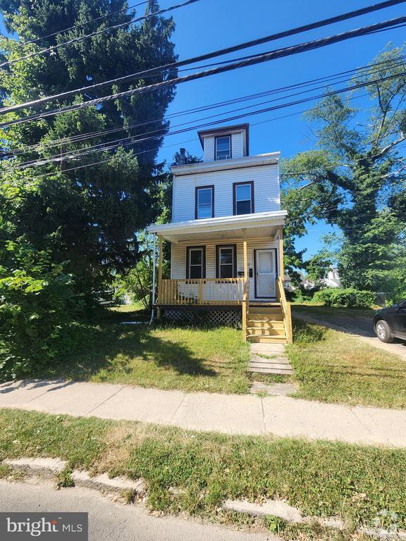 Building Photo - 339 Parkway Ave Rental